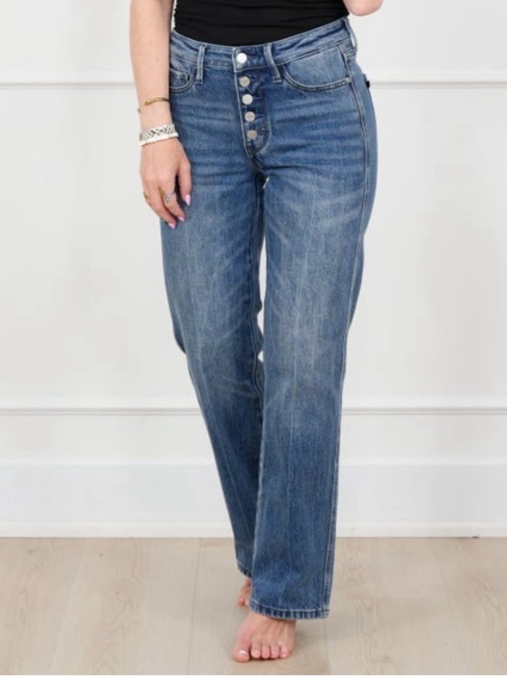 Judy Blue Mid-Rise Med Wash Button-Fly Rigid Magic Slim Straight Leg Jeans - Picture 3 of 13